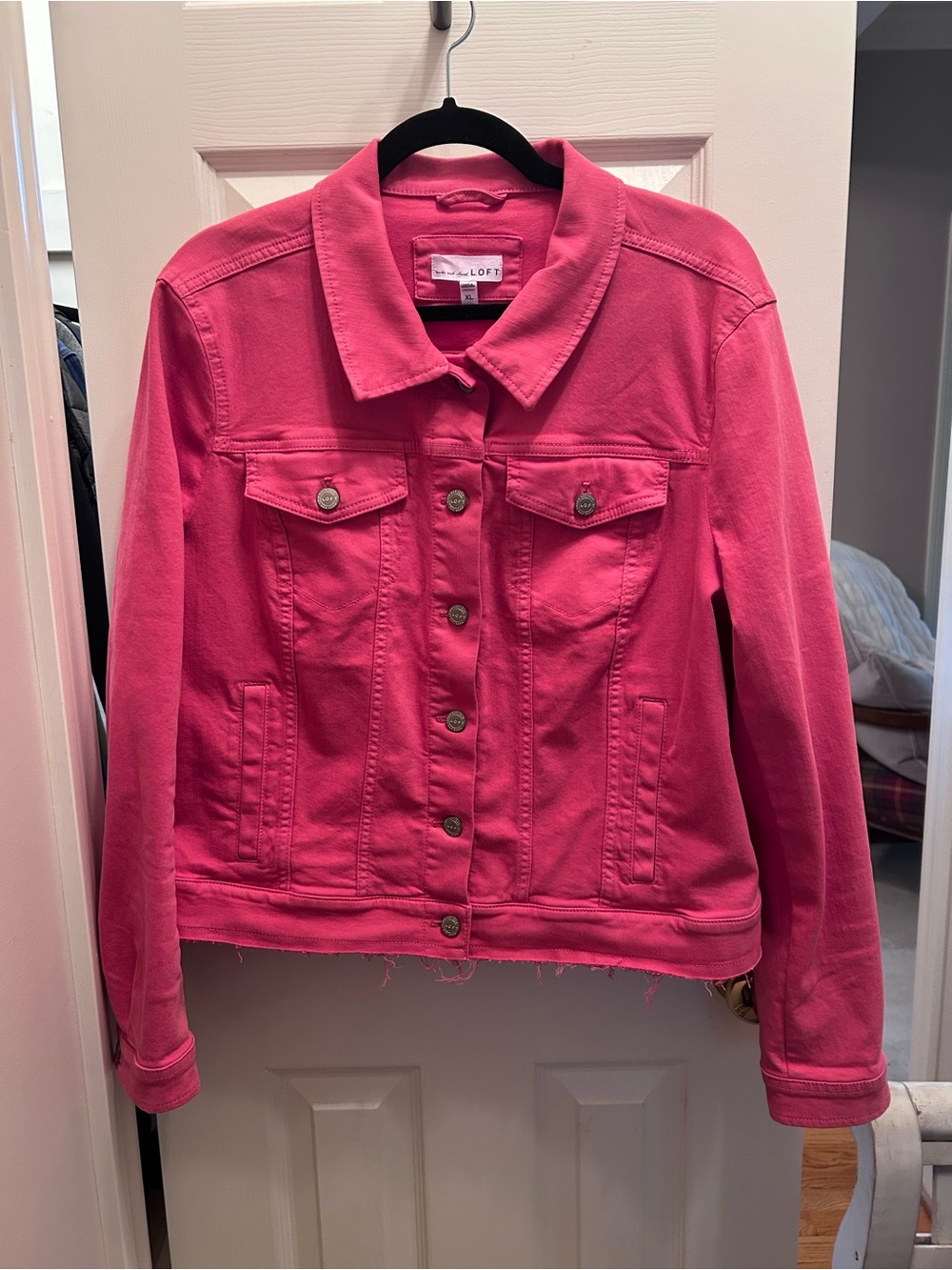 LOFT Coral Pink Denim Jacket with Raw Edge Hem. Size XL.